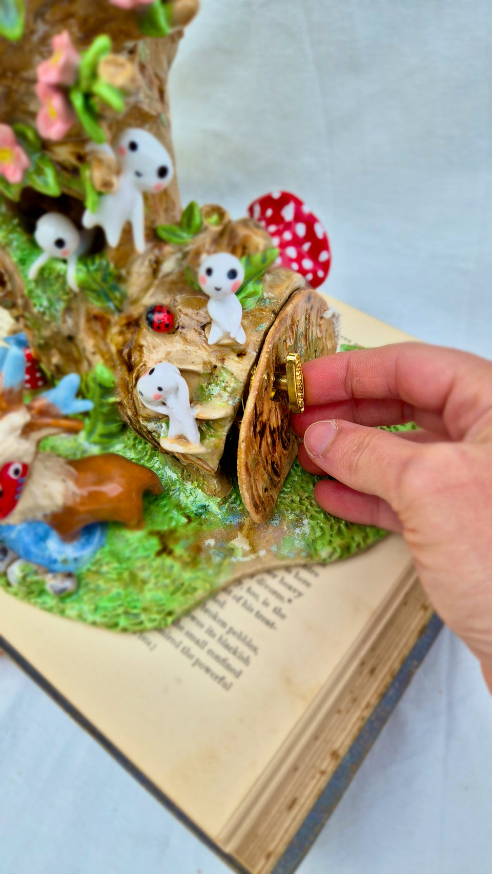 The spirit tree music box