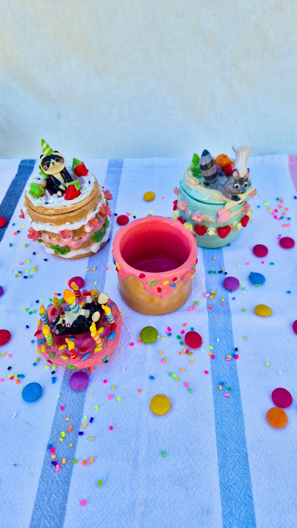 Cake trinket box