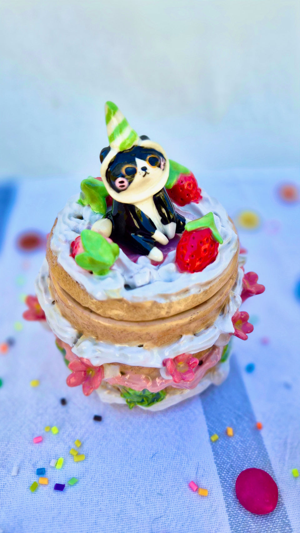 Cake trinket box