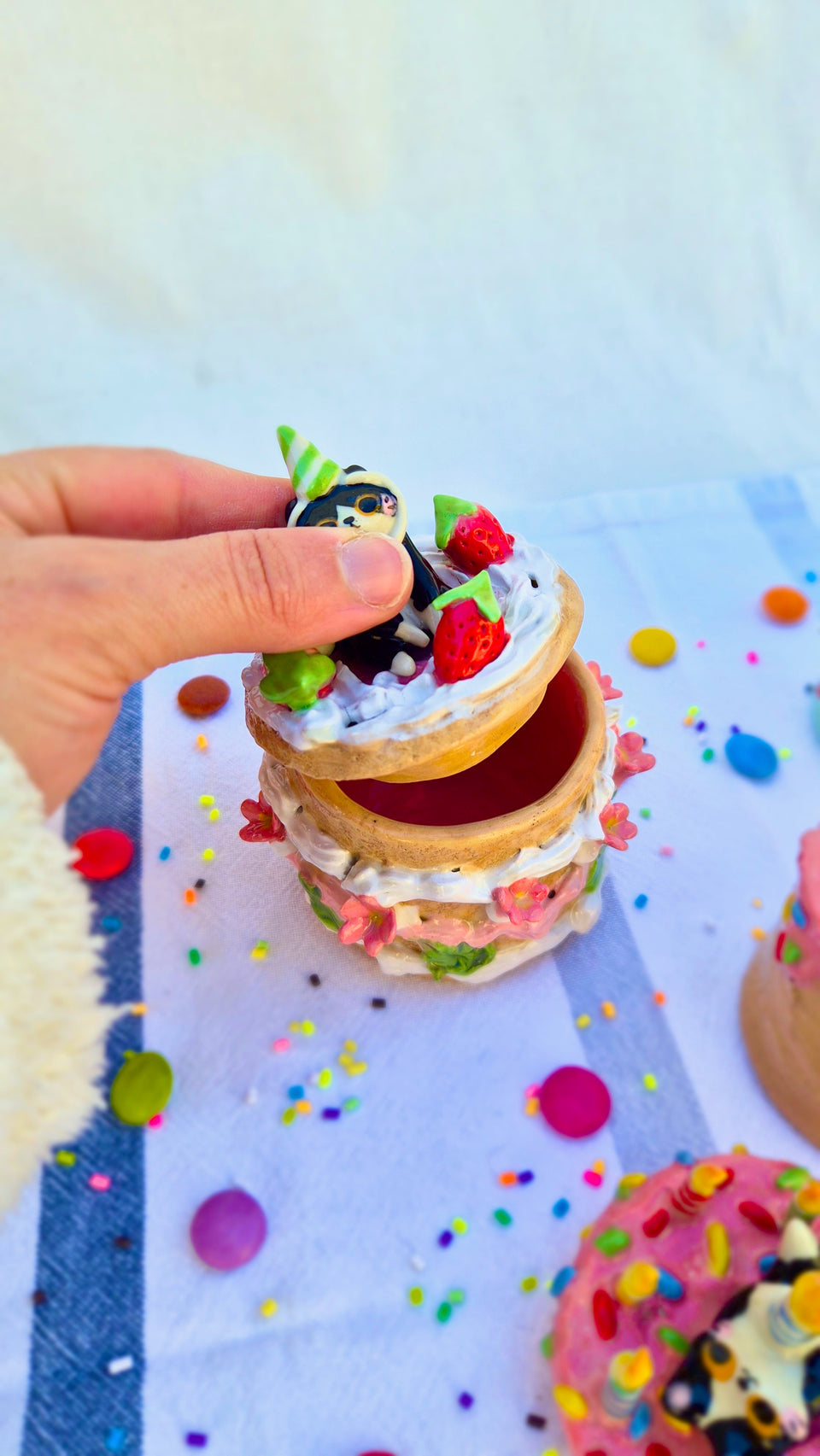 Cake trinket box